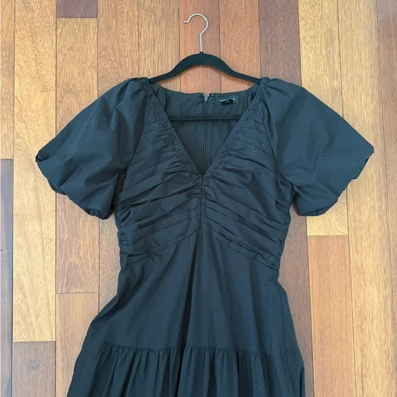 Club Monaco | Black Puff-Sleeve V-Neck Midi Dress Size 6 - Picture 5 of 6